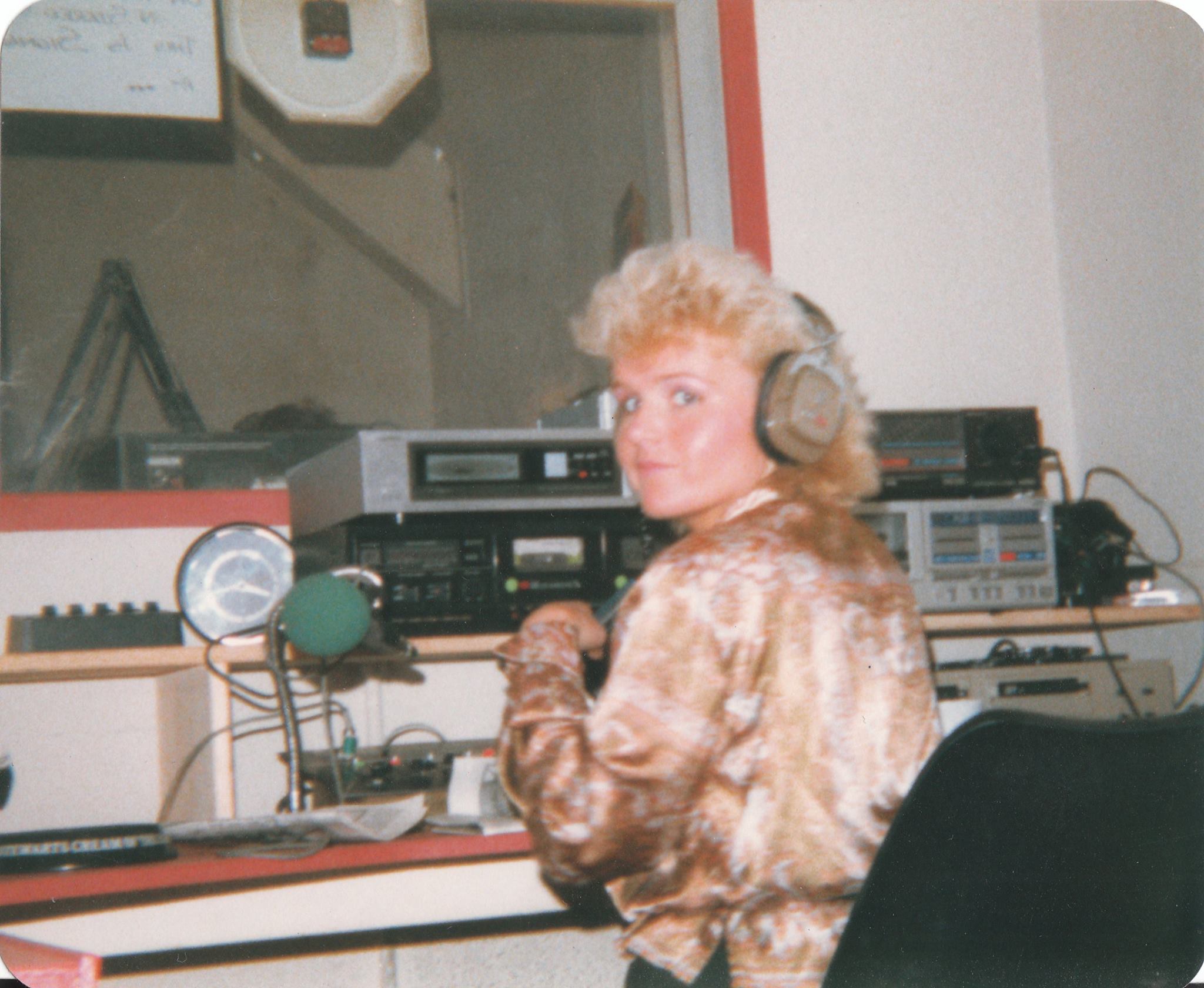 Dee Davis, Signal 102 News